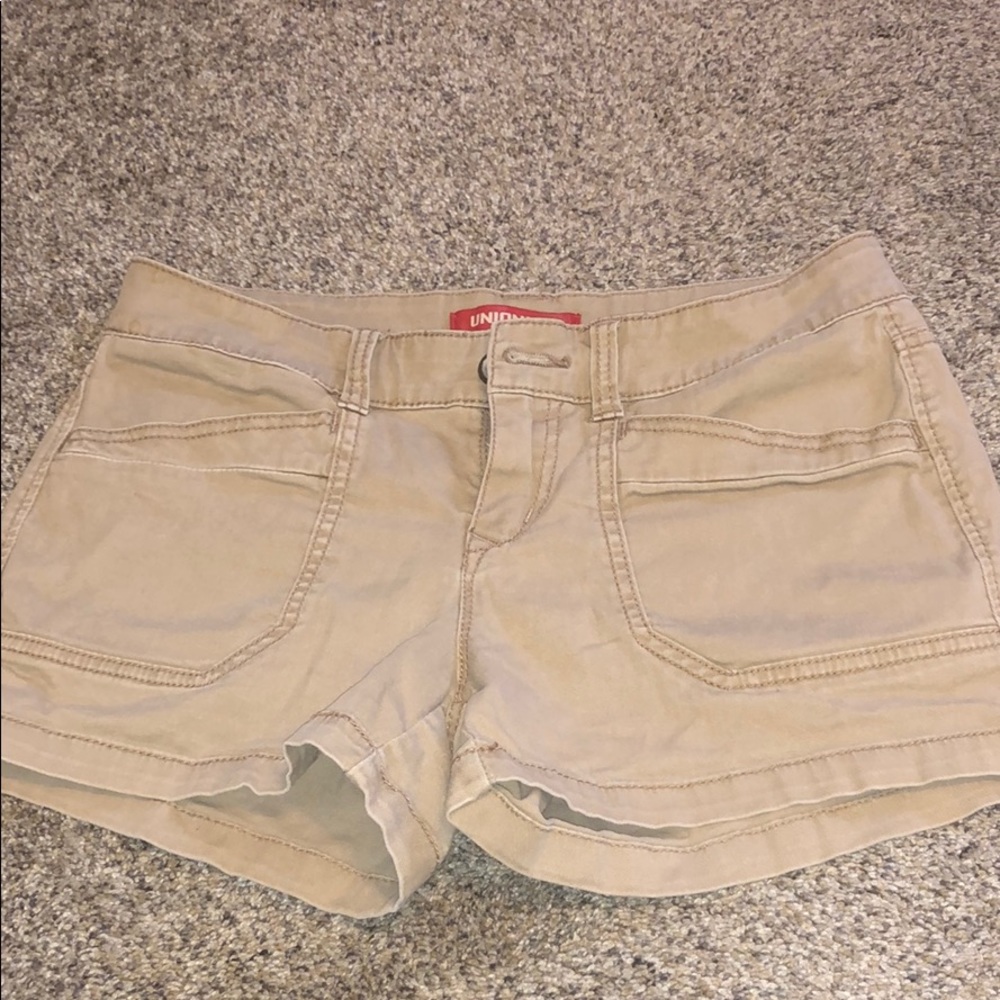 Khaki shorts